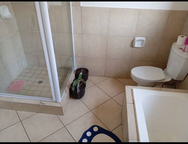 2 BEDROOM TOWNHOUSE FOR SALE IN ALBERTSDAL